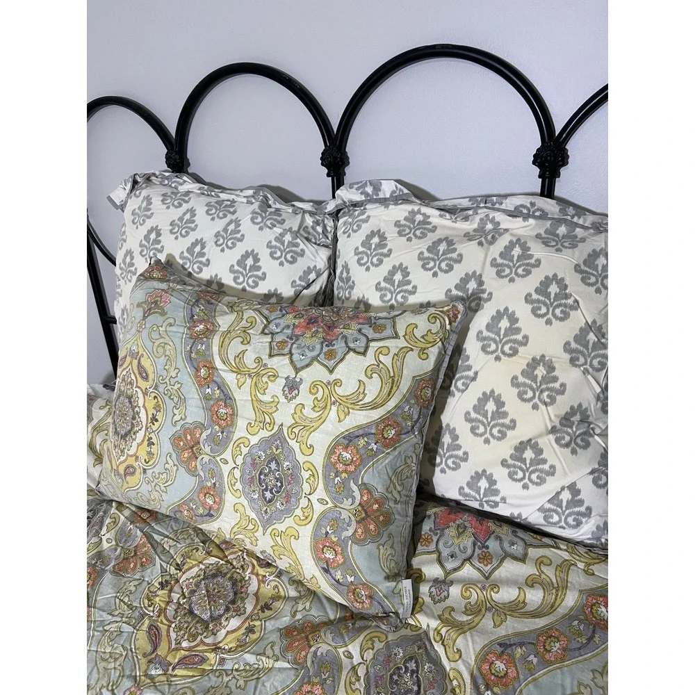 Paisley Mandala Reversible Full/Queen Comforter‎ Set- Nina Campbell 4 Piece Set